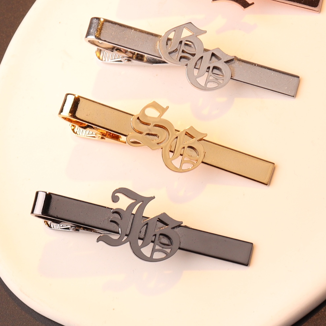 Embroidery Knot - Custom Name Initials Tie Clip for