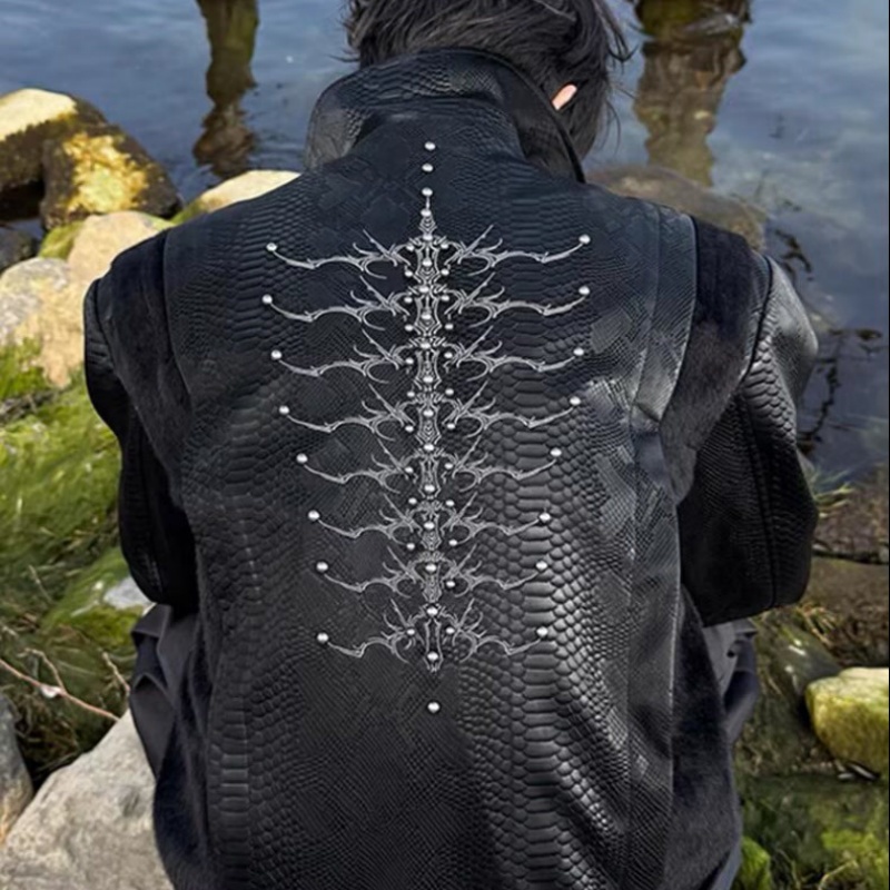 Men Black Snake Embossed Jacke - огляд і ціна Embroidery Jacket