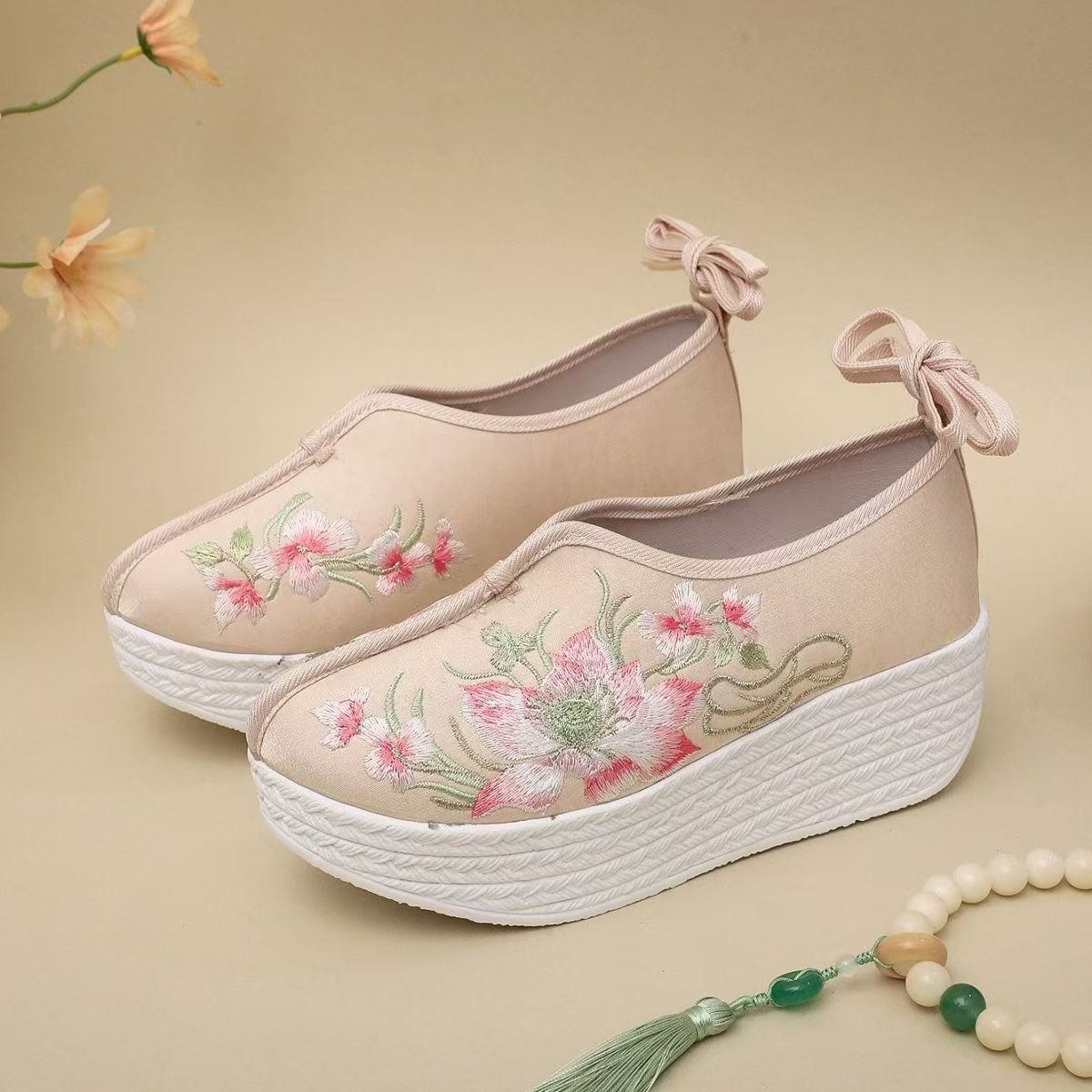 Woman Ethnic Style Wedges Embr - огляд і ціна Embroidery Fabric