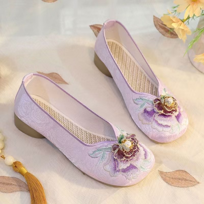 Woman Low Heel Embroidered Clo - огляд і ціна Embroidery Fabric