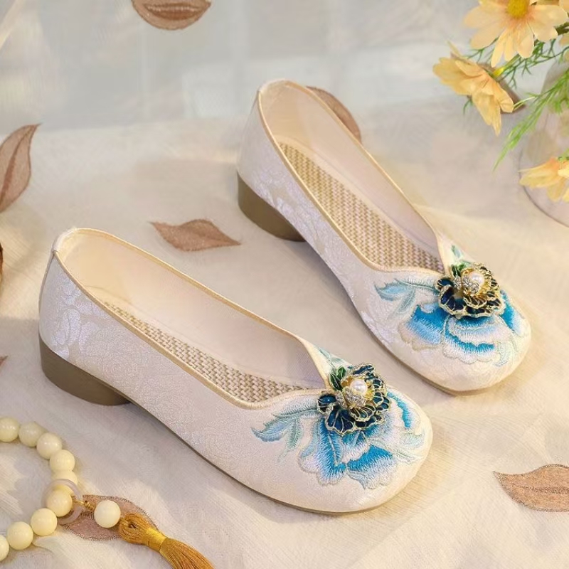 Woman Low Heel Embroidered Clo - огляд і ціна Embroidery Fabric